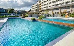 Vermillion Hotel
