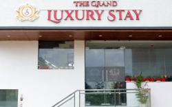 The grand luxury stay hotel