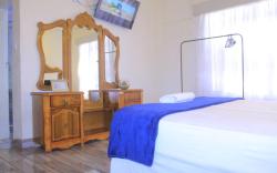 HostHub Guest House 