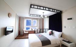 Coop City Hotel Stayco