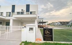 A27 Royal Dato Onn 2 Party House Corner Lot