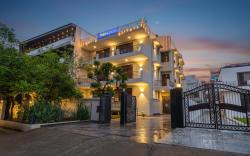 FabHotel Next Home Prime