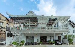 Ngân Hà Xanh Hotel 