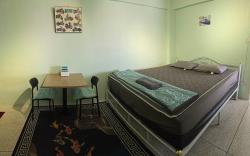 Cozy and Spacious Apartment 812  w/free wi-fi