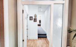 Stylish & Modern 2BR Flat nr Nottingham