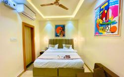 VNS - BANARAS INN - Near Kashi Vishwanath Temple 