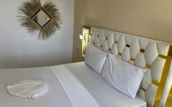 Zanzi Beach Hotel 