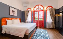 The Poppy Villa & Hotel