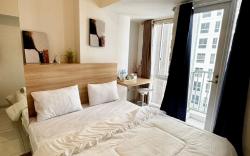 Apartemen Tokyo Riverside PIK 2 By SakuraInnRoom