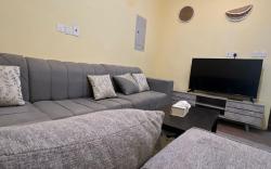 Classy & Private Flat 302