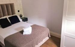 Stylish 2 Bed @ Westminster Victoria