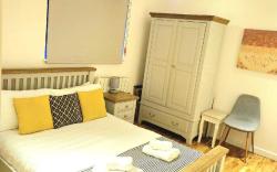 Central 2Bedroom Apartment with Terrace and Garage