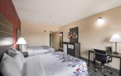 Red Roof Inn & Suites Austin East - Manor