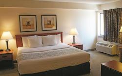 La Quinta Inn & Suites by Wyndham Albuquerque Journal Ctr NW