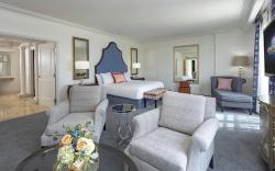 Universal's Loews Portofino Bay Hotel