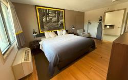 Super 8 by Wyndham Helen