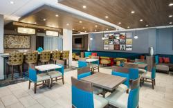 Holiday Inn Express & Suites Litchfield By IHG