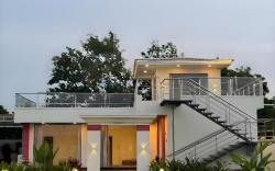 MirrorLake |4BR  Peaceful Farmstay By Homeyhuts