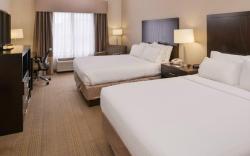 Holiday Inn Express and Suites Sikeston By IHG
