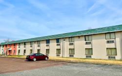 Red Carpet Inn Gibbstown NJ