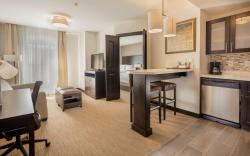 Staybridge Suites Irapuato By IHG