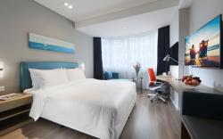 Holiday Inn Express Xiamen City Center By IHG
