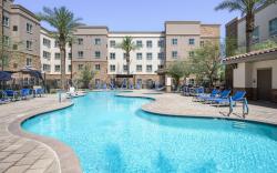 Holiday Inn Express and Suites Gilbert - East Mesa By IHG