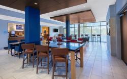 Holiday Inn Express And Suites Chico By IHG