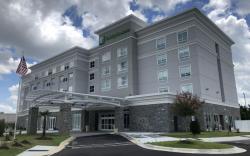 Holiday Inn Hotel And Suites Fayetteville W-Fort Bragg Area By IHG