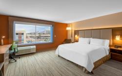 Holiday Inn Express And Suites Phoenix - Airport North By IHG