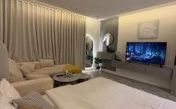 استديو العقيق بسرير ماستر 