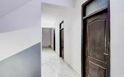 Hotel O Agarwal’s Paying Guest
