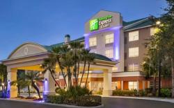 Holiday Inn Express and Suites Sarasota East By IHG