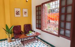 Rail & Rest Homestay - Railway View