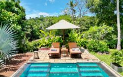 Tropical Mango Bungalow