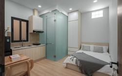 Budget Chic Apt Near Airport #2