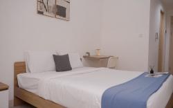 Modern Homey Studio Tree Park City BSD By Travelio
