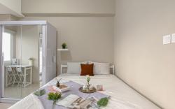 Comfy Studio at Royal Sentul Park Apt By Travelio