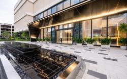 The Pinnacle City Oasis