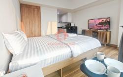 Cozy Studio South Gate Apt w/ Pool, Gym, Wi-Fi