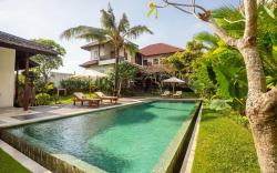 Villa Tropical Svasti by Nakula