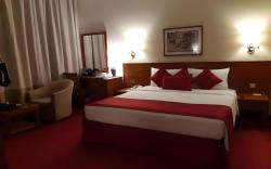 Hotel Luxe Stay Near Delhi Airport