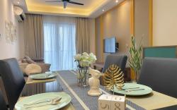 R&F SuperSeaview 3BR LuxuryStyle 4-10Pax R&F Mall