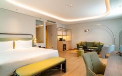 ARTOTEL Living World Kota Wisata