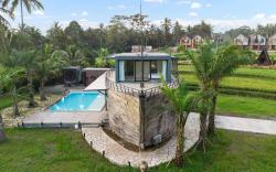 Ship Villa