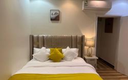 9B I  Quiet hotel studio in Malacca