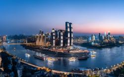 CHONGQING无人机表演/超大阳台两江汇/来福士游轮近南滨路/弹子石/下浩里/三室两卫套房