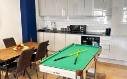 Sleeps 6- Close to the beach - Pet Friendly