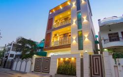 Neelkanth - 1-BHK Flat Near BHU