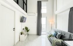 Spacious 3BR at Kingland Avenue Apt By Travelio